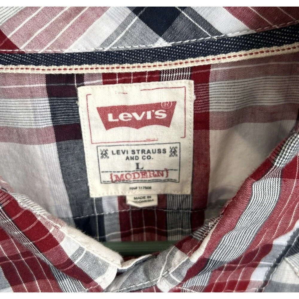 Levis elevate your